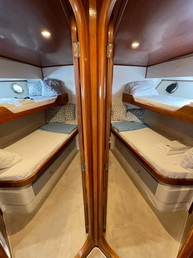 Infantman Yatch Hotel Vila Nova de Gaia Buitenkant foto