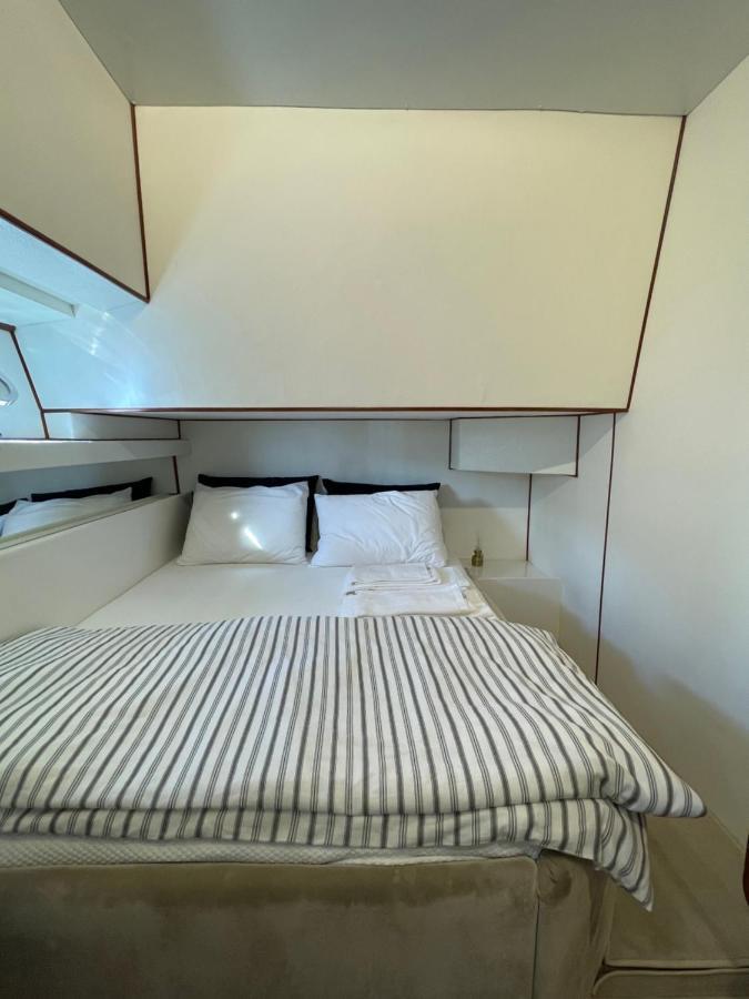 Infantman Yatch Hotel Vila Nova de Gaia Buitenkant foto