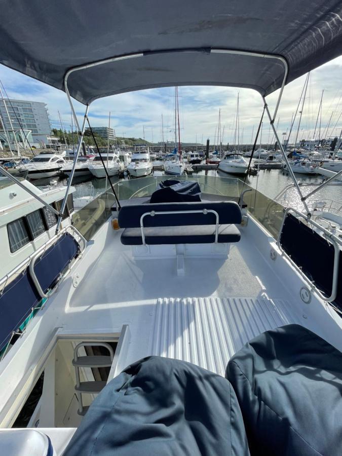 Infantman Yatch Hotel Vila Nova de Gaia Buitenkant foto
