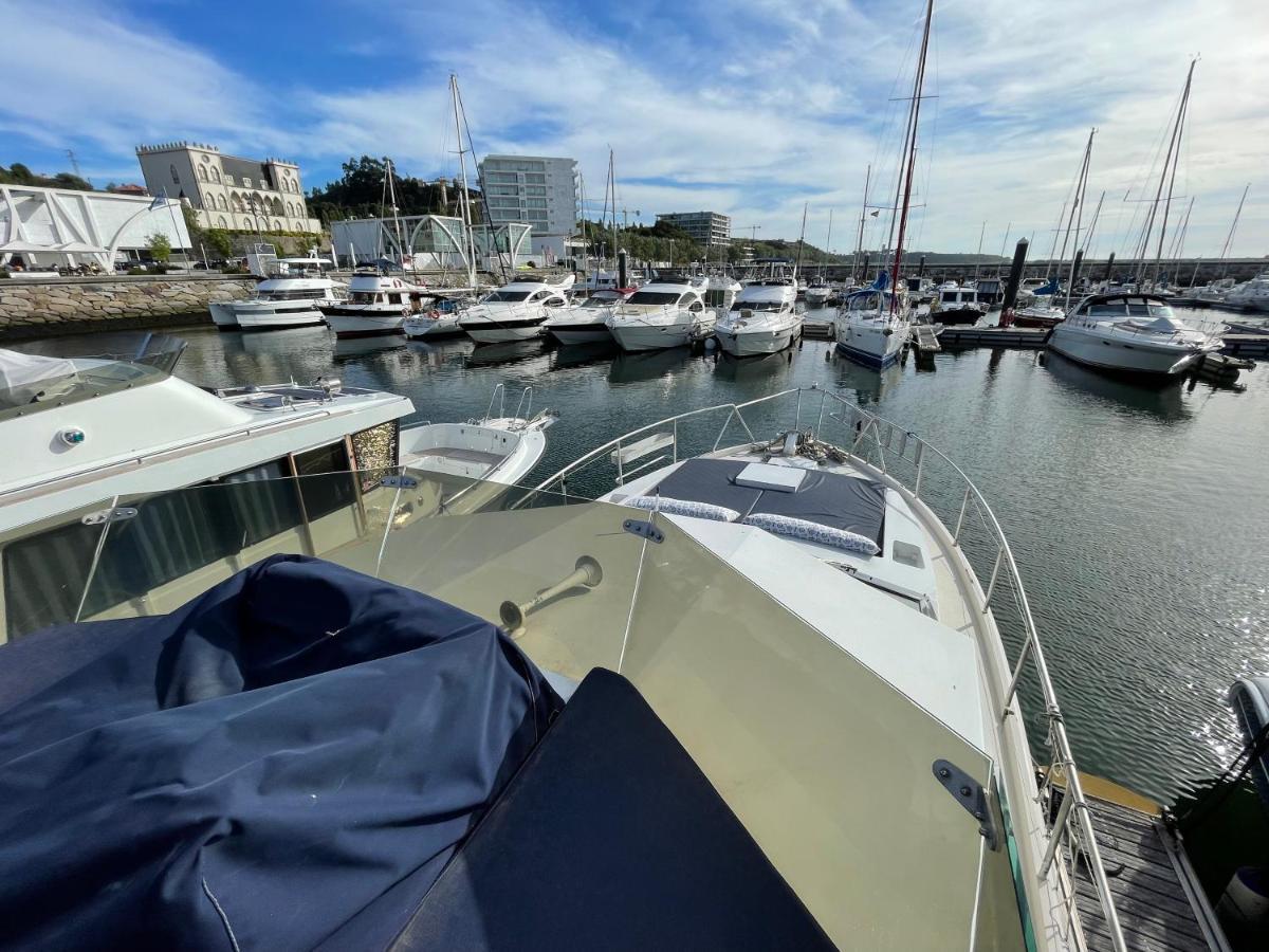 Infantman Yatch Hotel Vila Nova de Gaia Buitenkant foto